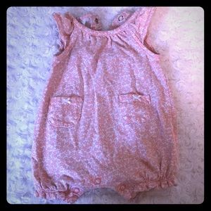 LIKE NEW Carters NB  One Piece outfit